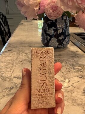 fresh Lip Treatment SPF 15 - Nude color. Original formula